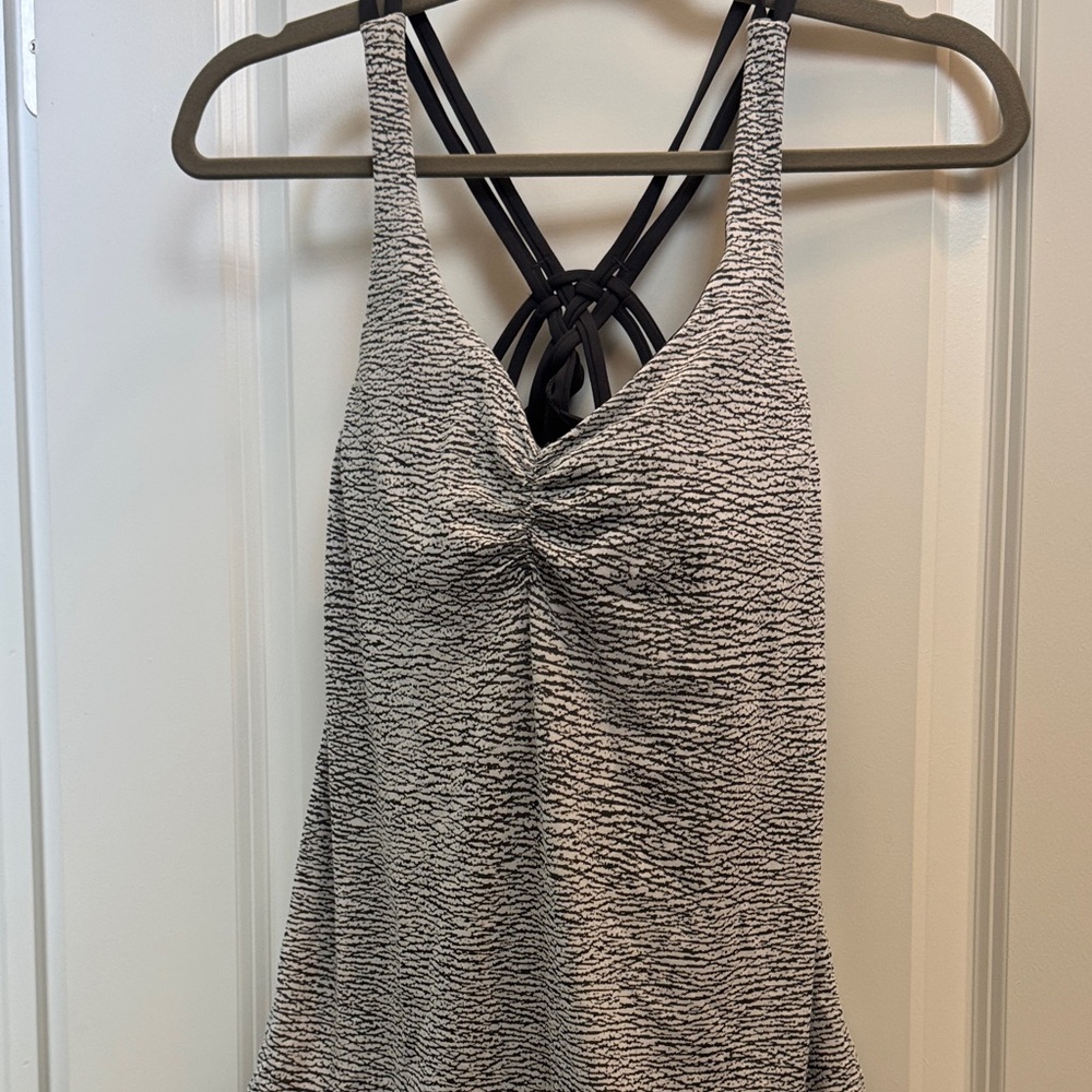 Lululemon Athletica Black and White Tank Top